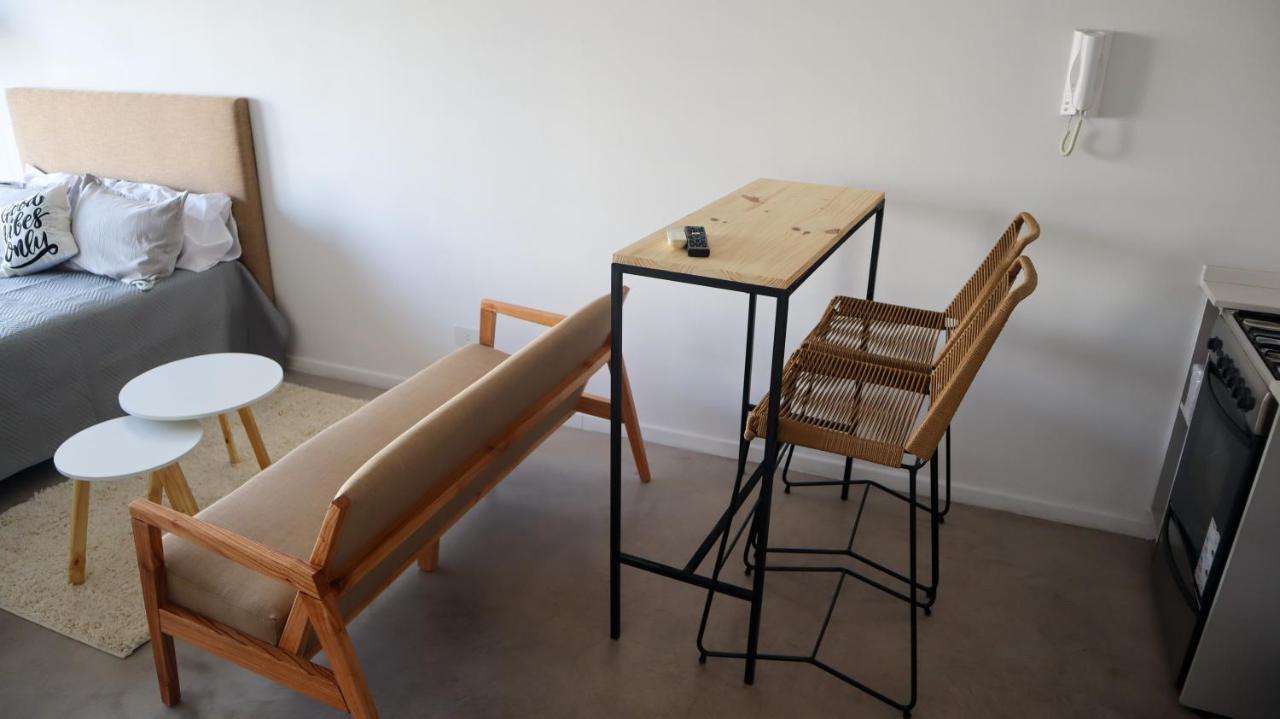 Lugar Ideal Con Pileta , Mucha Vida Alrededor Apartamento Buenos Aires Exterior foto